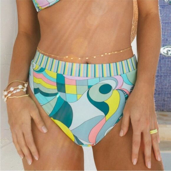 Show Me Your Mumu NWT Bali Swim Bottom Go Go Geo Size Medium - Picture 1 of 9